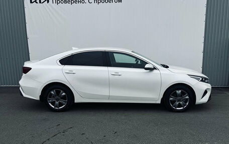 KIA Cerato IV, 2022 год, 2 420 000 рублей, 4 фотография