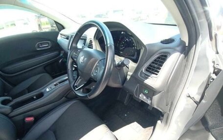 Honda Vezel, 2018 год, 1 540 000 рублей, 9 фотография