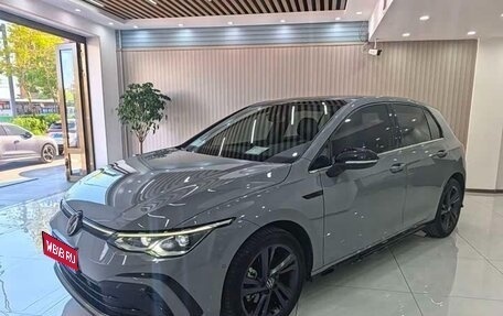Volkswagen Golf VIII, 2023 год, 2 000 000 рублей, 1 фотография