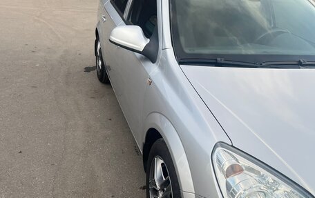 Opel Astra H, 2010 год, 850 000 рублей, 3 фотография
