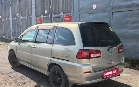 Nissan Liberty, 2002 год, 410 000 рублей, 5 фотография