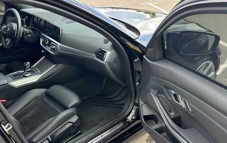 BMW 3 серия, 2019 год, 3 999 999 рублей, 15 фотография