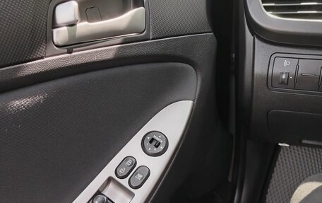 Hyundai Solaris II рестайлинг, 2015 год, 1 200 000 рублей, 5 фотография