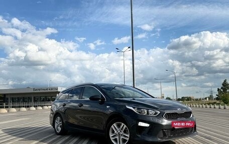 KIA cee'd III, 2019 год, 1 970 000 рублей, 4 фотография