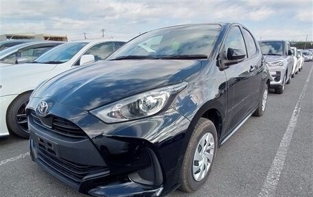 Toyota Yaris, 2021 год, 1 470 000 рублей, 11 фотография