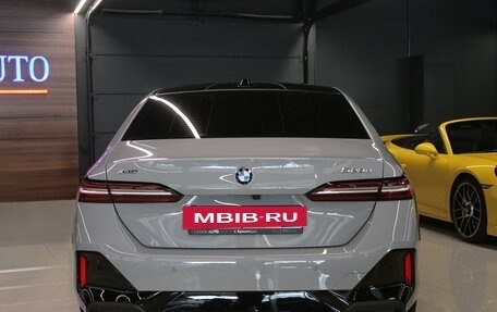 BMW 5 серия, 2024 год, 7 950 000 рублей, 4 фотография