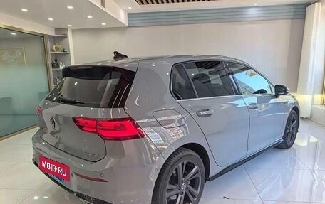 Volkswagen Golf VIII, 2023 год, 2 000 000 рублей, 5 фотография