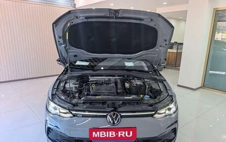 Volkswagen Golf VIII, 2023 год, 2 000 000 рублей, 4 фотография