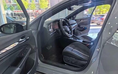 Volkswagen Golf VIII, 2023 год, 2 000 000 рублей, 9 фотография