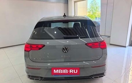 Volkswagen Golf VIII, 2023 год, 2 000 000 рублей, 6 фотография