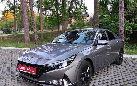 Hyundai Elantra, 2021 год, 1 565 000 рублей, 1 фотография