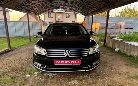 Volkswagen Passat B7, 2011 год, 1 000 000 рублей, 1 фотография