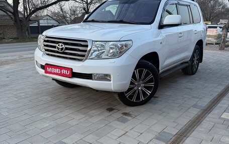 Toyota Land Cruiser 200, 2010 год, 2 950 000 рублей, 1 фотография