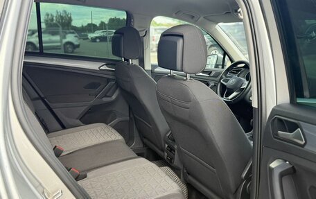 Volkswagen Tiguan II, 2021 год, 3 515 000 рублей, 21 фотография