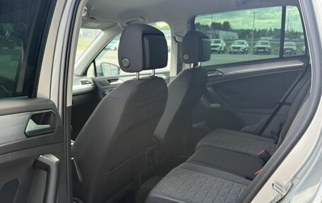 Volkswagen Tiguan II, 2021 год, 3 515 000 рублей, 20 фотография