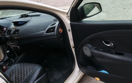 Renault Fluence I, 2013 год, 900 000 рублей, 9 фотография