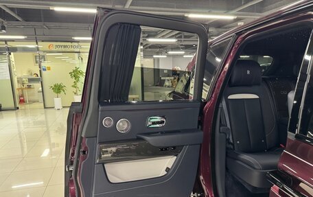 Rolls-Royce Cullinan, 2025 год, 67 760 000 рублей, 11 фотография