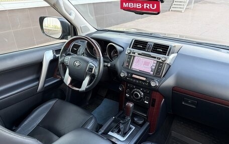 Toyota Land Cruiser Prado 150 рестайлинг 2, 2015 год, 3 990 000 рублей, 23 фотография