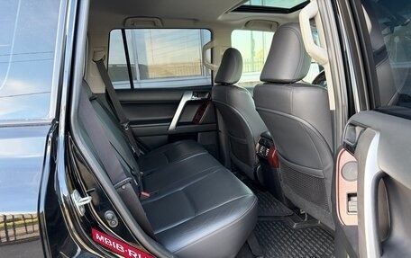 Toyota Land Cruiser Prado 150 рестайлинг 2, 2015 год, 3 990 000 рублей, 22 фотография