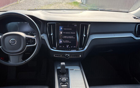 Volvo V60 Cross Country II, 2021 год, 3 690 000 рублей, 8 фотография