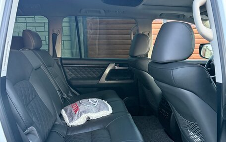 Toyota Land Cruiser 200, 2010 год, 2 950 000 рублей, 6 фотография