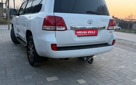 Toyota Land Cruiser 200, 2010 год, 2 950 000 рублей, 3 фотография