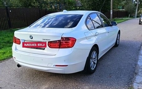 BMW 3 серия, 2014 год, 2 100 000 рублей, 12 фотография