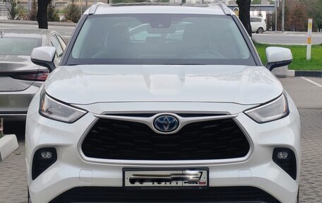 Toyota Highlander, 2022 год, 5 095 000 рублей, 5 фотография