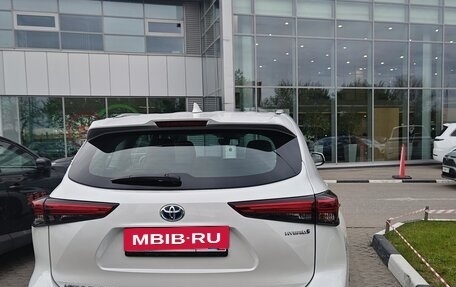 Toyota Highlander, 2022 год, 5 095 000 рублей, 6 фотография