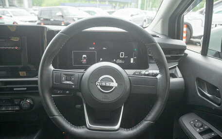 Nissan Note, 2022 год, 1 595 000 рублей, 16 фотография