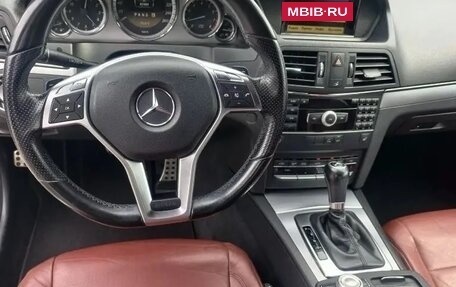 Mercedes-Benz E-Класс, 2012 год, 1 900 000 рублей, 13 фотография