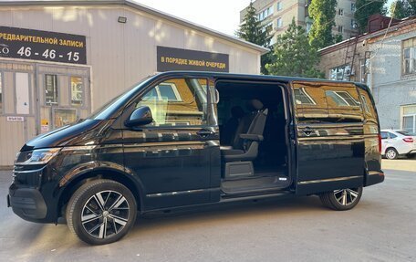 Volkswagen Multivan T6 рестайлинг, 2020 год, 5 950 000 рублей, 11 фотография