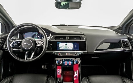Jaguar I-Pace I, 2019 год, 3 700 000 рублей, 14 фотография