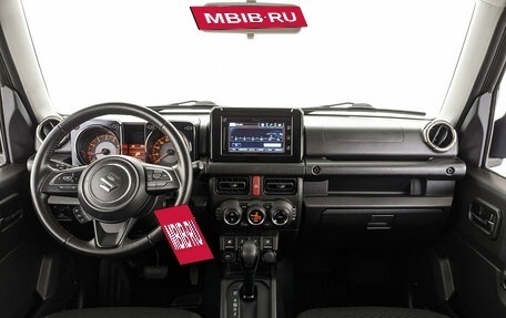 Suzuki Jimny, 2020 год, 2 640 000 рублей, 14 фотография