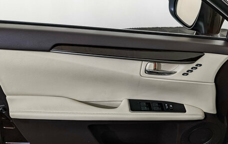 Lexus ES VII, 2015 год, 2 750 000 рублей, 19 фотография