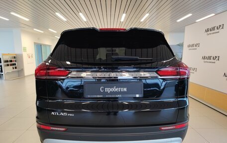 Geely Atlas, 2022 год, 1 855 000 рублей, 4 фотография