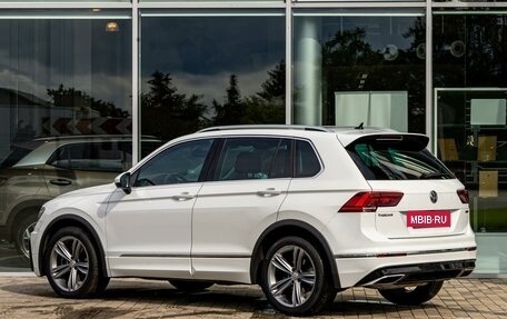 Volkswagen Tiguan II, 2020 год, 3 095 000 рублей, 4 фотография