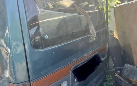Mazda Bongo Friendee i рестайлинг, 1997 год, 150 000 рублей, 3 фотография