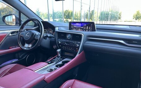 Lexus RX IV рестайлинг, 2016 год, 4 200 000 рублей, 8 фотография