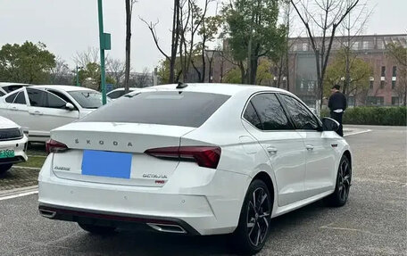 Skoda Octavia IV, 2022 год, 1 700 000 рублей, 6 фотография