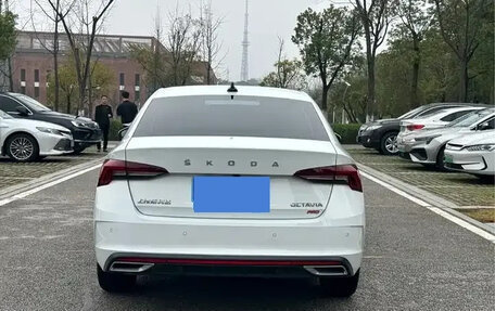 Skoda Octavia IV, 2022 год, 1 700 000 рублей, 5 фотография