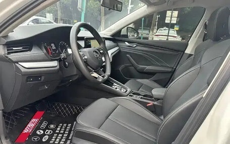Skoda Octavia IV, 2022 год, 1 700 000 рублей, 7 фотография