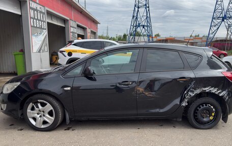 Opel Astra J, 2011 год, 380 000 рублей, 8 фотография