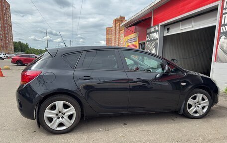 Opel Astra J, 2011 год, 380 000 рублей, 7 фотография