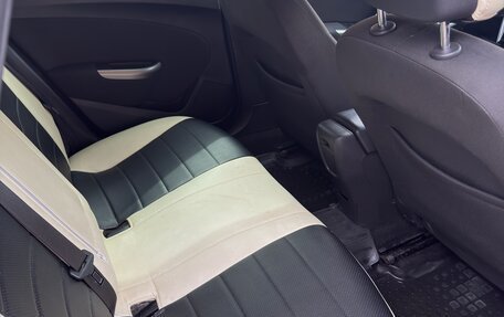 Opel Astra J, 2011 год, 380 000 рублей, 14 фотография