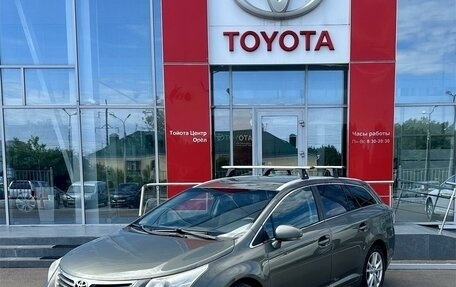 Toyota Avensis III рестайлинг, 2010 год, 895 000 рублей, 1 фотография