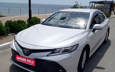 Toyota Camry, 2018 год, 2 395 000 рублей, 1 фотография
