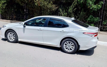 Toyota Camry, 2018 год, 2 395 000 рублей, 4 фотография