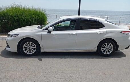 Toyota Camry, 2018 год, 2 395 000 рублей, 6 фотография