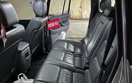 Toyota Land Cruiser 100 рестайлинг 2, 2001 год, 1 950 000 рублей, 9 фотография